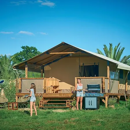 Camping Les Vertes Feuilles Kemping